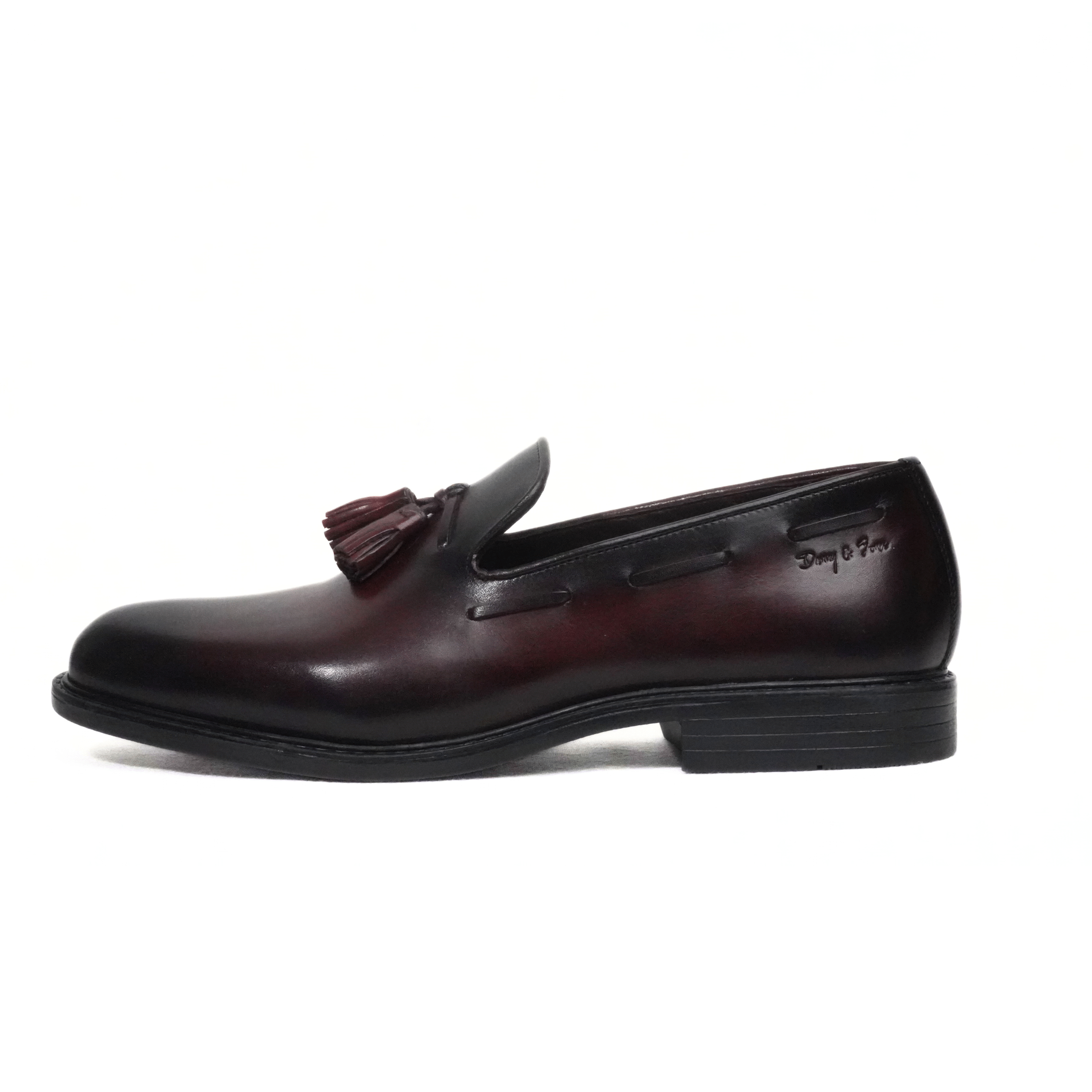 Capri Valente Tassel Loafer in premium leather with elegant tassel detail – handcrafted luxury footwear by Danny and Jones